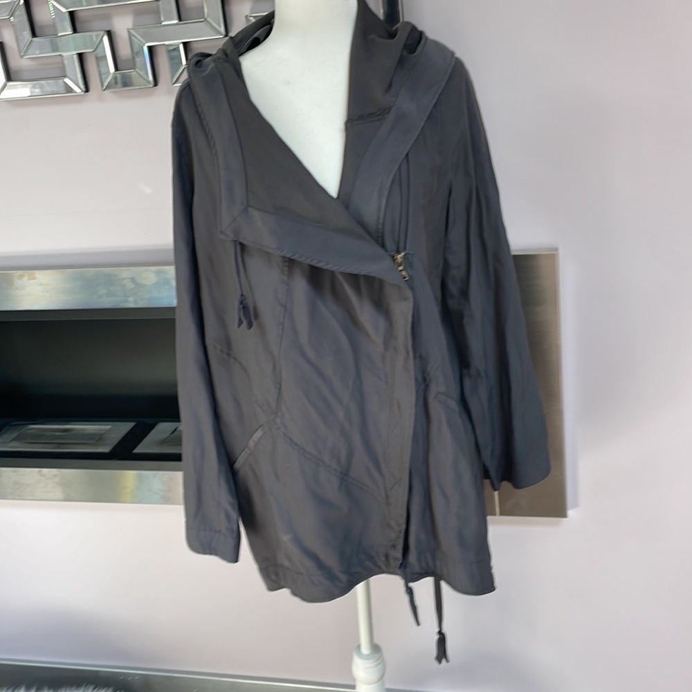 ♡Expeess light weight jacket size M - Picture 3 of 6